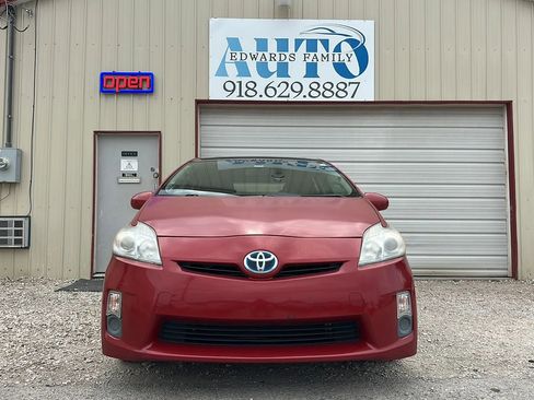 Used 2010 Toyota Prius Three image 5