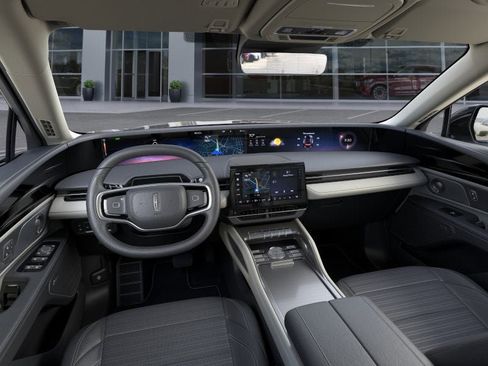 New 2025 Lincoln Nautilus Reserve image 9