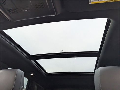 Certified 2023 Cadillac XT5 Premium Luxury image 18