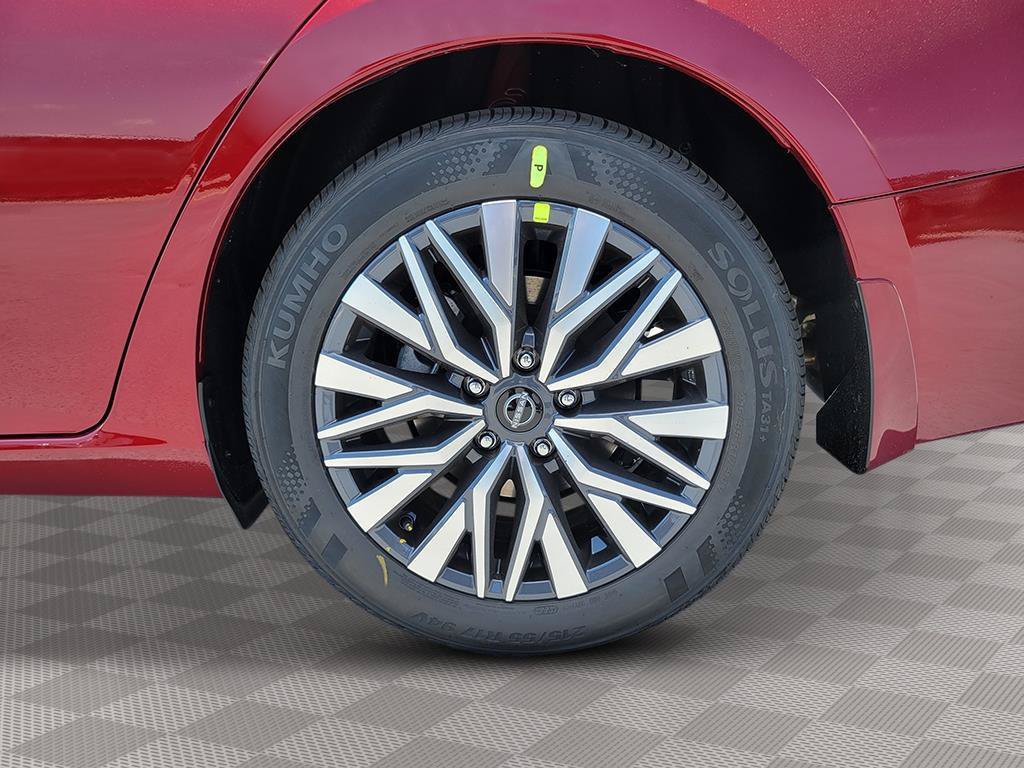 New 2026 Nissan Altima 2.5 SV FWD image 13