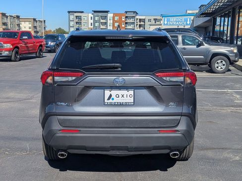 Used 2025 Toyota RAV4 XLE image 6