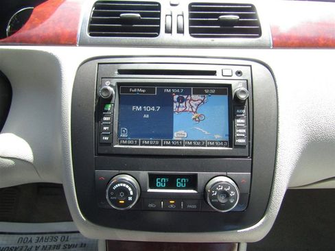 Used 2006 Buick Lucerne CXL w/ Luxury Package FWD image 23