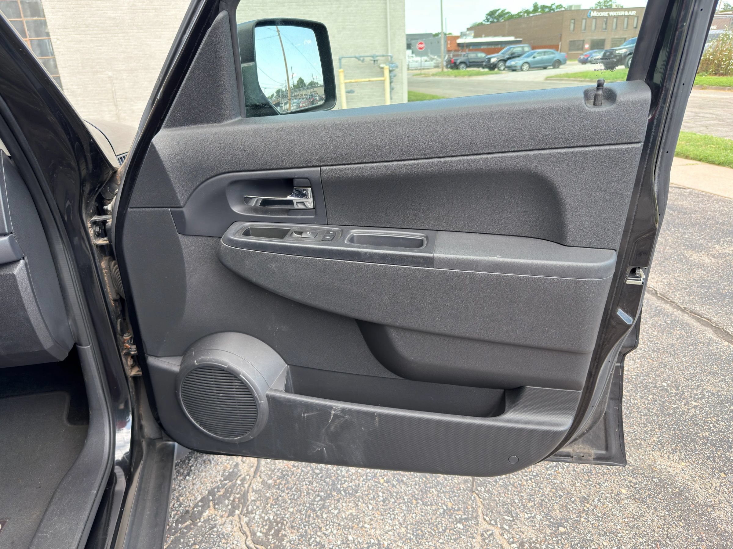 Used 2012 Jeep Liberty Sport w/ Popular Equipment Group AWD/4WD image 27