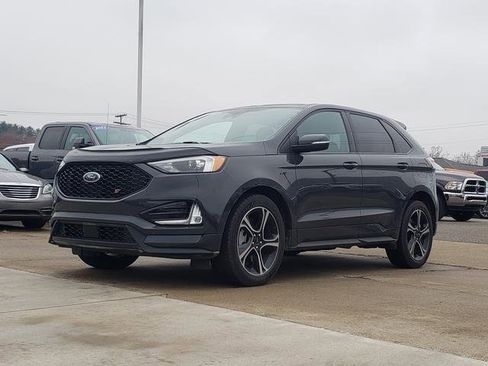 Used 2021 Ford Edge ST image 4