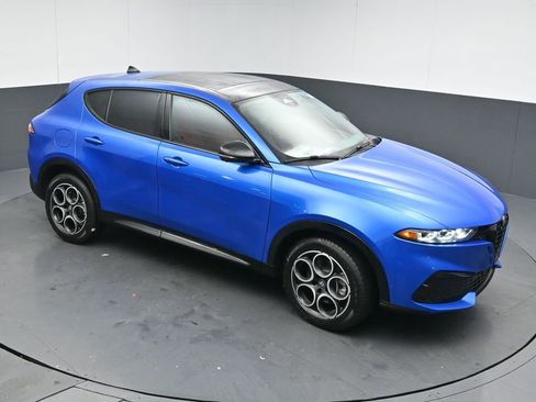 New 2026 Alfa Romeo Tonale w/ Red Premium Package AWD/4WD image 38