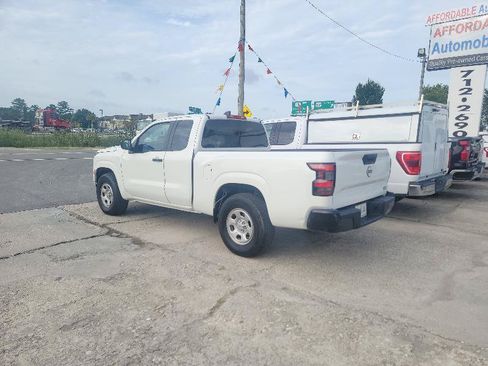 Used 2022 Nissan Frontier S RWD image 5