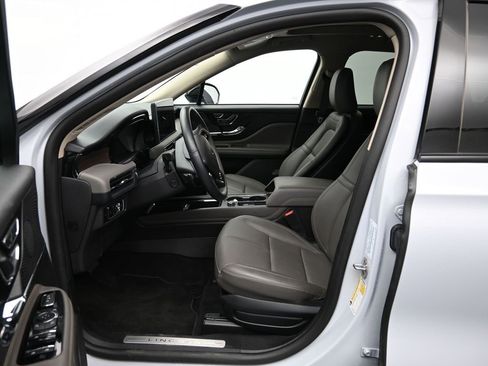 New 2025 Lincoln Corsair Reserve w/ Jet Appearance Package image 13