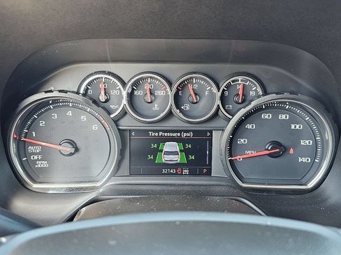 Used 2022 Chevrolet Suburban LS w/ Driver Alert Package AWD/4WD image 38