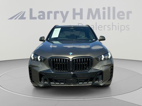 Used 2026 BMW X5 xDrive40i w/ M Sport Package AWD/4WD image 8