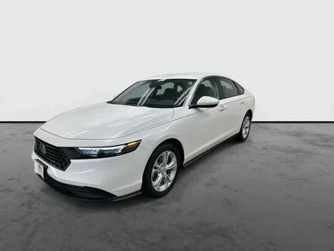 Used 2026 Honda Accord LX image 7