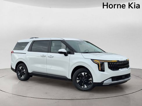 New 2026 Kia Carnival LXS FWD image 2