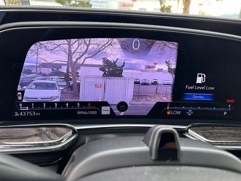 Certified 2023 Cadillac Escalade ESV Premium Luxury w/ Performance Package image 18