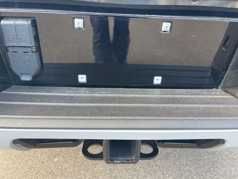 Used 2024 GMC Sierra EV Denali image 34