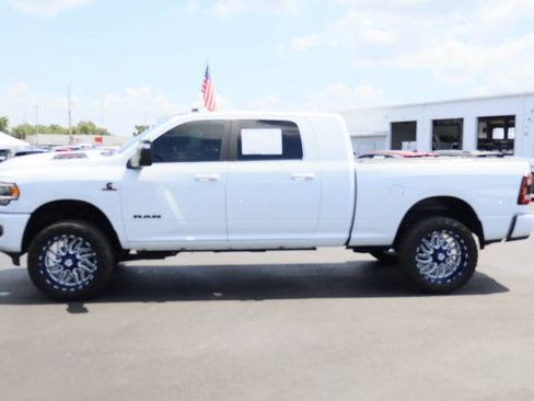 Used 2023 RAM 2500 Laramie w/ Night Edition AWD/4WD image 6