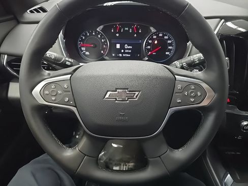 Used 2023 Chevrolet Traverse RS AWD/4WD image 20