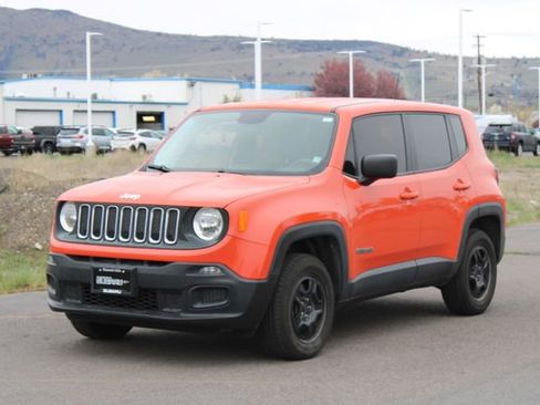 Used 2016 Jeep Renegade Sport w/ Power & Air Group image 7