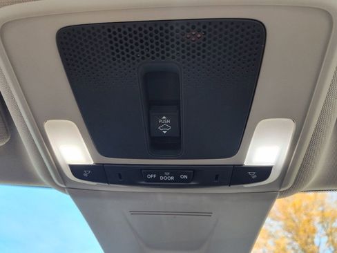 Used 2022 Honda Civic EX image 22