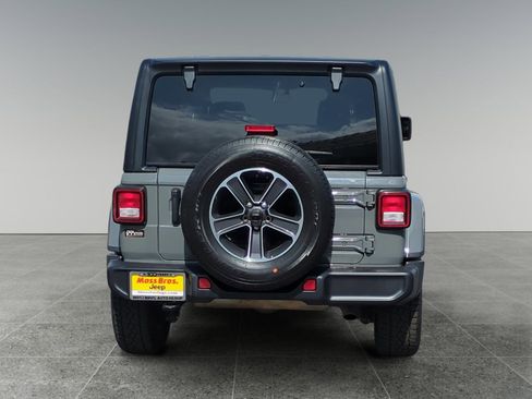 Used 2023 Jeep Wrangler Sahara image 4