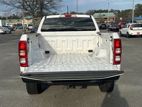 Used 2020 Ford Ranger XL w/ Equipment Group 101A Mid image 18