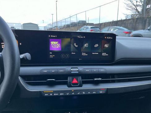 Used 2025 Kia K4 LXS image 22