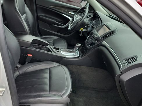 Used 2016 Buick Regal AWD image 11