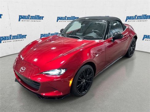 Used 2025 MAZDA MX-5 Miata Club w/ Weather Package image 1