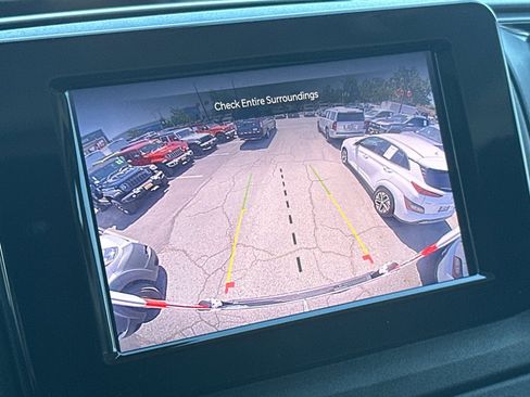 Used 2025 RAM ProMaster 2500 w/ U-Haul Equipment Group FWD image 18