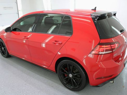 Used 2021 Volkswagen GTI SE FWD image 5