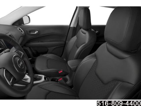 Used 2018 Jeep Compass Latitude w/ Popular Equipment Group AWD/4WD image 13