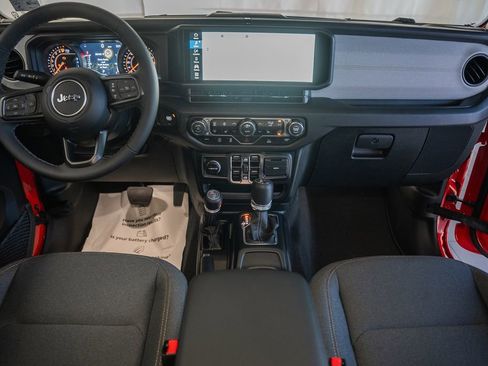 New 2025 Jeep Gladiator Sport image 19