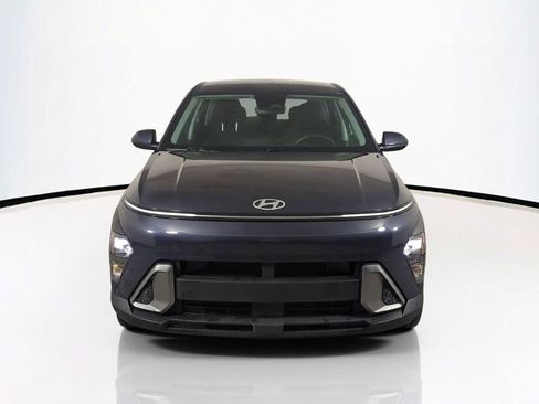 Used 2024 Hyundai Kona SE FWD image 3
