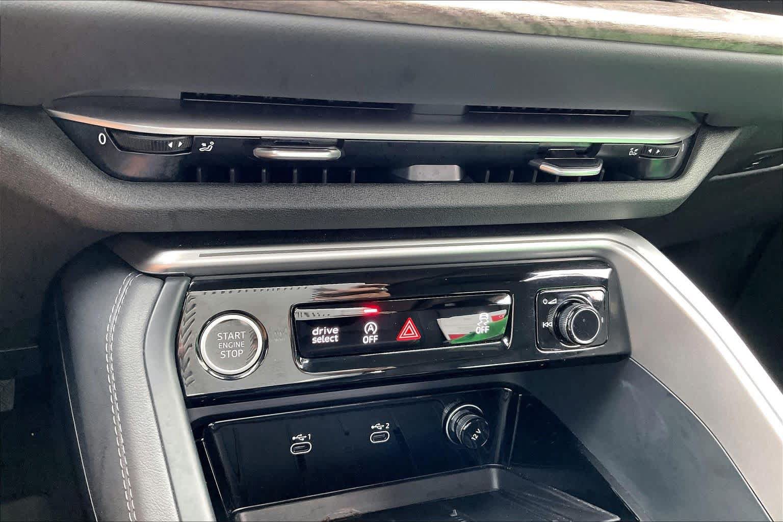 Used 2026 Audi Q5 Premium AWD/4WD image 32