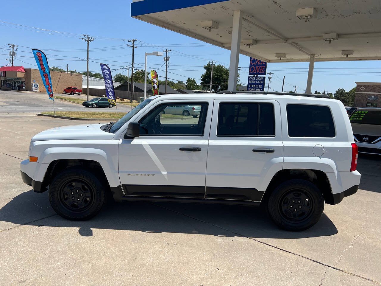Used 2016 Jeep Patriot Sport FWD image 4