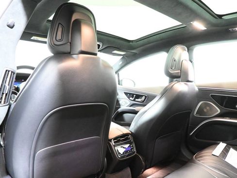 Certified 2023 Mercedes-Benz EQS 580 4MATIC Sedan image 29