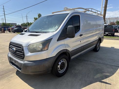 Used 2015 Ford Transit 150 130 Low Roof RWD image 4