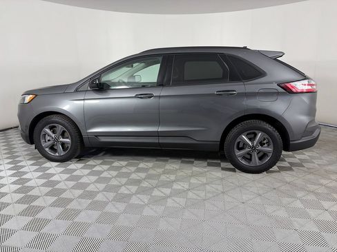 Certified 2023 Ford Edge SEL w/ Sport Appearance Package AWD/4WD image 4