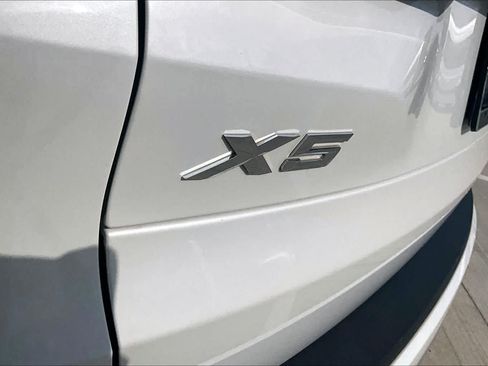 Used 2023 BMW X5 sDrive40i w/ Premium Package RWD image 29