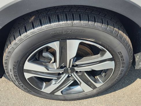 Used 2023 Kia Sorento EX AWD/4WD image 11