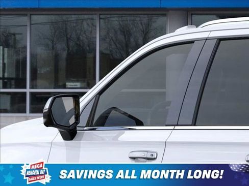 New 2026 Chevrolet Suburban Premier w/ Sun And Tow Package AWD/4WD image 12
