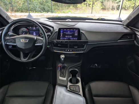 Used 2021 Cadillac CT4 Luxury image 16