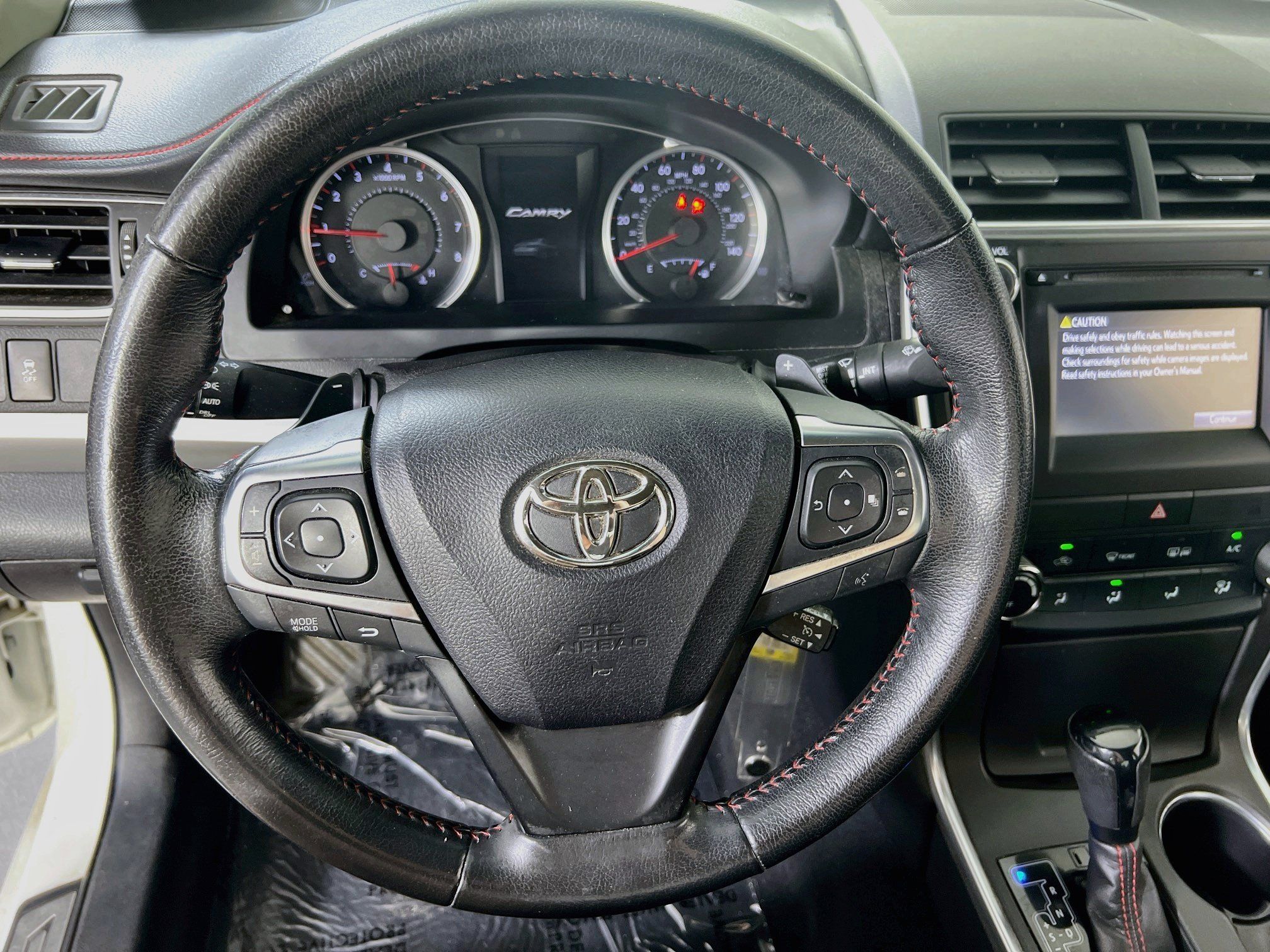 Used 2016 Toyota Camry SE w/ Protection Package (Q2) FWD image 11