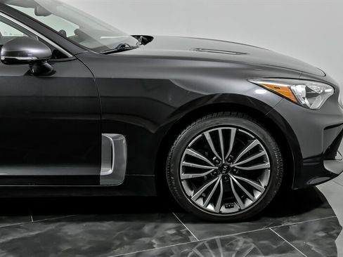 Used 2019 Kia Stinger image 14