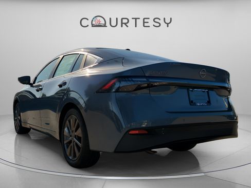 New 2026 Nissan Sentra SL image 4