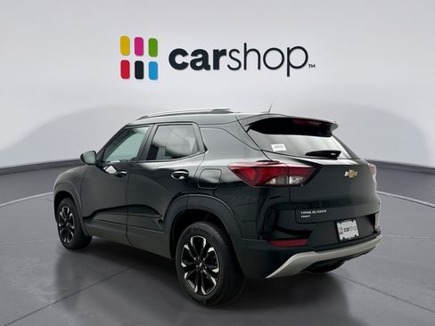 Used 2023 Chevrolet TrailBlazer LT AWD/4WD image 3
