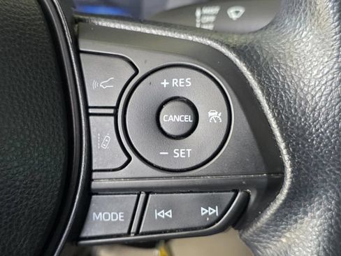 Used 2022 Toyota Corolla Cross L FWD image 22