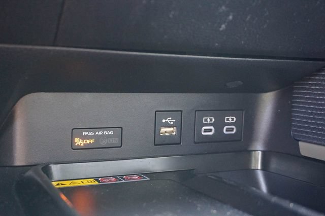 Used 2025 Toyota Camry SE FWD image 23
