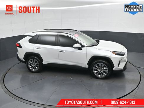 Used 2024 Toyota RAV4 Limited image 55