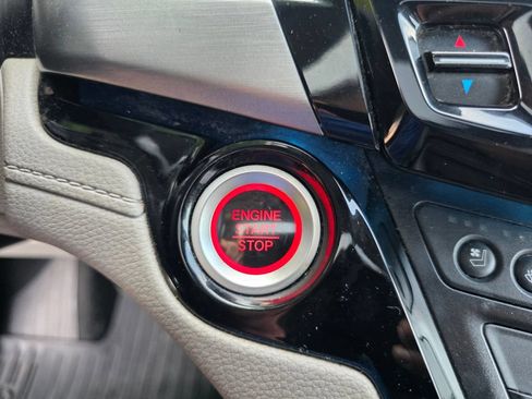 Used 2019 Honda Odyssey Elite image 21