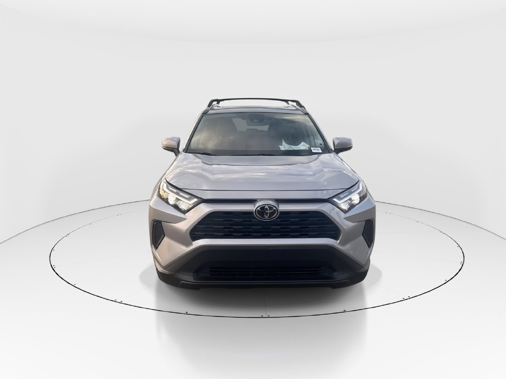 Used 2023 Toyota RAV4 XLE w/ Convenience Package FWD image 3