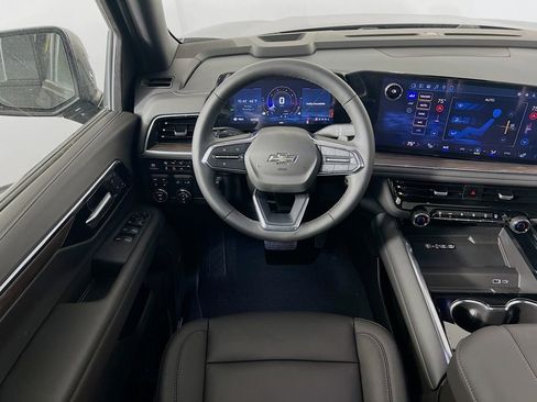 New 2026 Chevrolet Suburban Z71 image 24